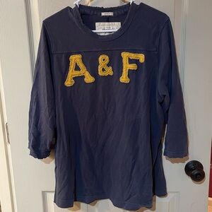 Men’s Abercrombie & Fitch shirt